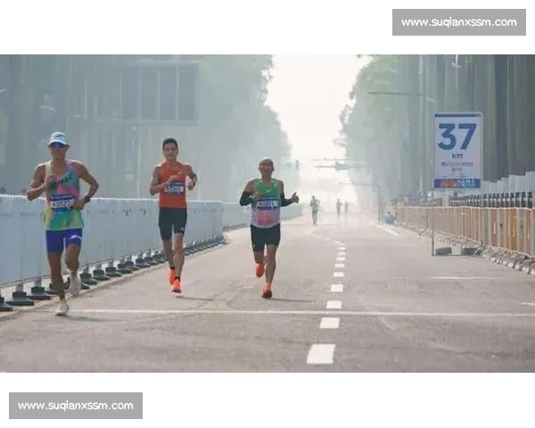 激情奔跑竞技场 展现速度与力量的运动会跑步赛